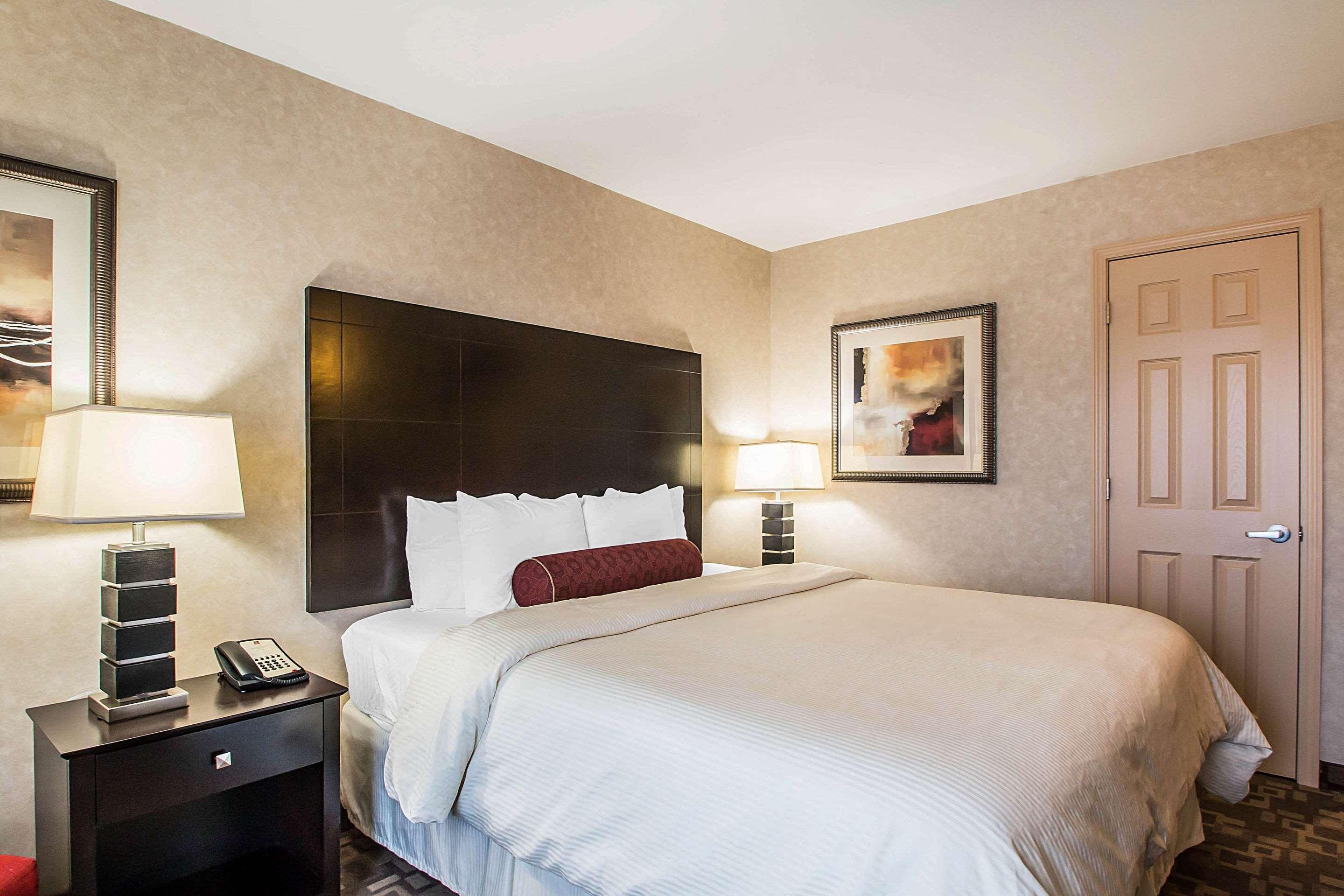 Clarion Inn Elmhurst - Oak Brook Near I-88, I-290, I-294 Екстер'єр фото