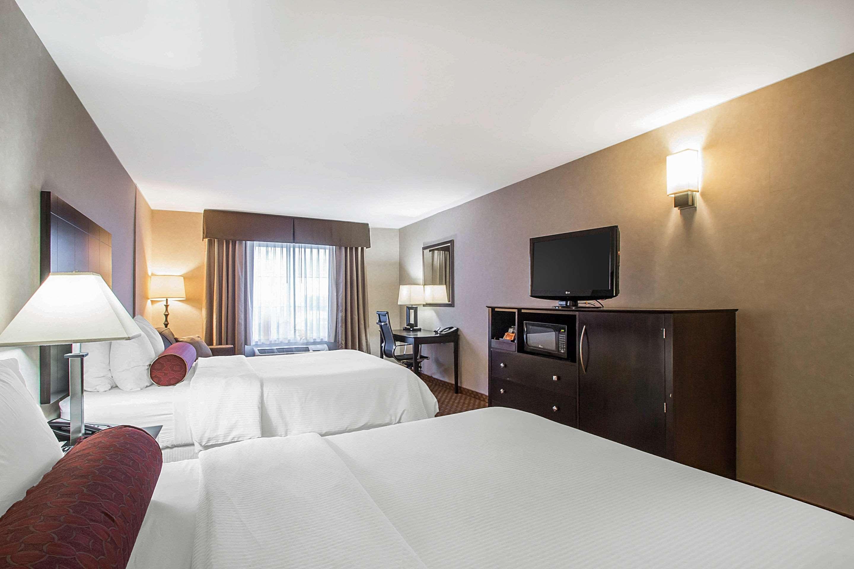 Clarion Inn Elmhurst - Oak Brook Near I-88, I-290, I-294 Екстер'єр фото