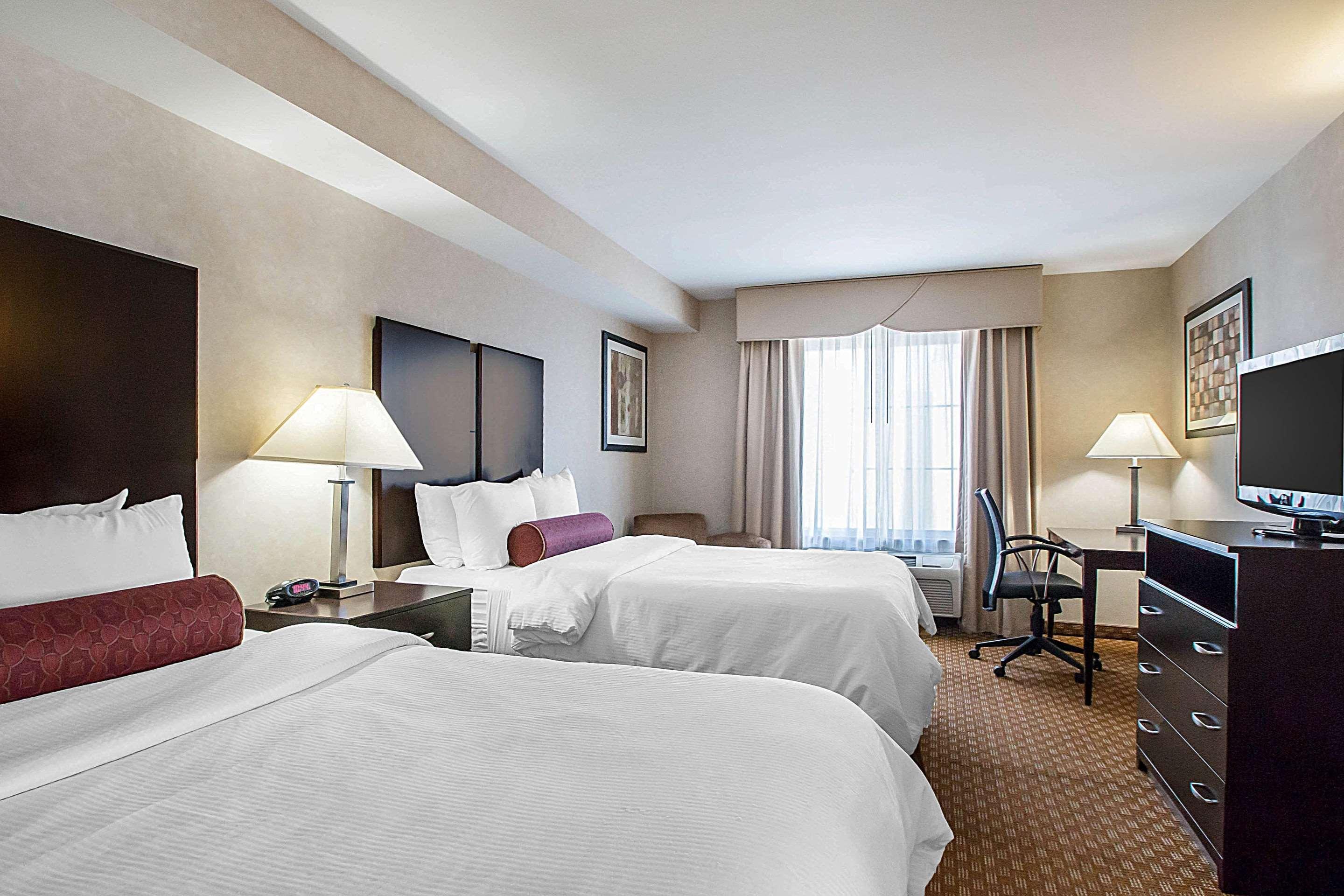 Clarion Inn Elmhurst - Oak Brook Near I-88, I-290, I-294 Екстер'єр фото