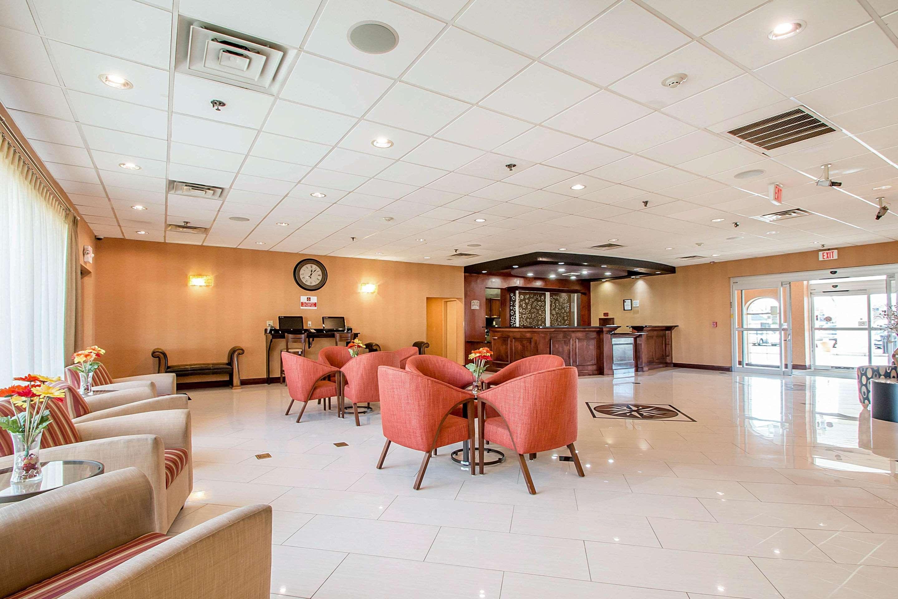 Clarion Inn Elmhurst - Oak Brook Near I-88, I-290, I-294 Екстер'єр фото