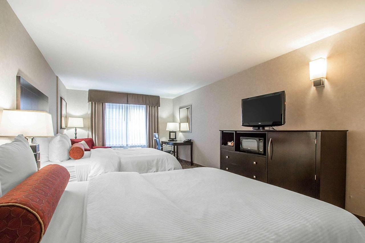 Clarion Inn Elmhurst - Oak Brook Near I-88, I-290, I-294 Екстер'єр фото