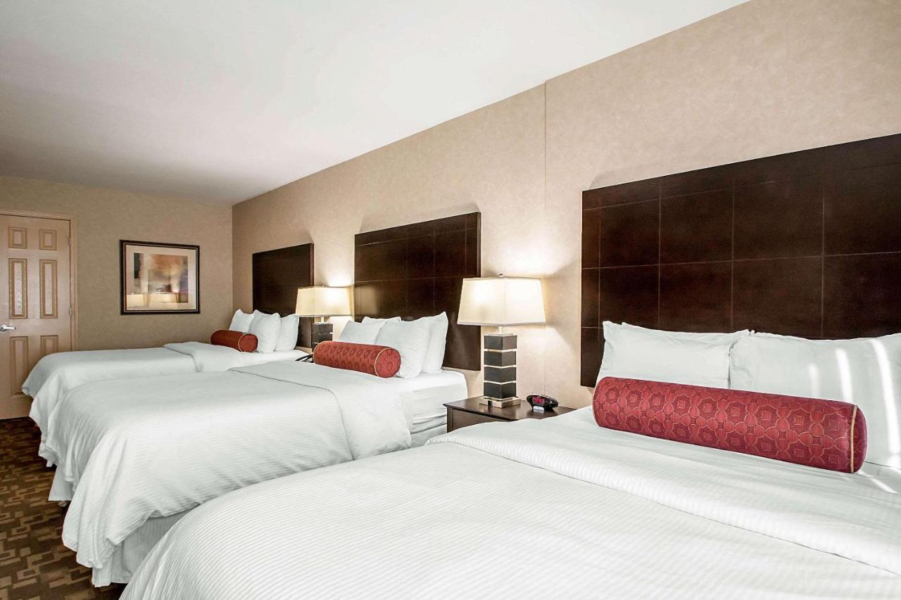 Clarion Inn Elmhurst - Oak Brook Near I-88, I-290, I-294 Екстер'єр фото