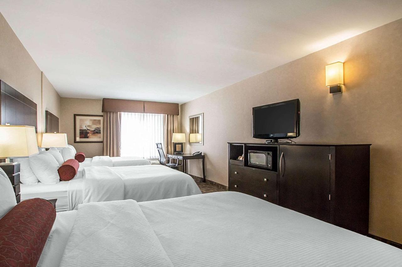 Clarion Inn Elmhurst - Oak Brook Near I-88, I-290, I-294 Екстер'єр фото